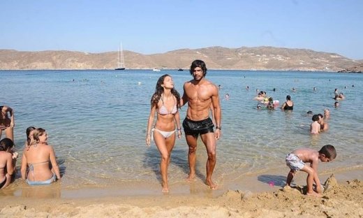 Με νέα συνοδό ο Νίκος Αναδιώτης