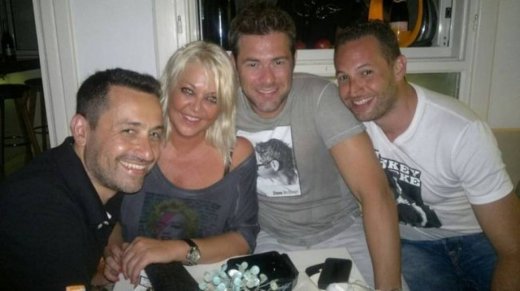 Snapshots: Τρελά γλέντια στο Καλό Λιβάδι (Αποκλειστικά στο gossip-tv και στο cosmopoliti blog)