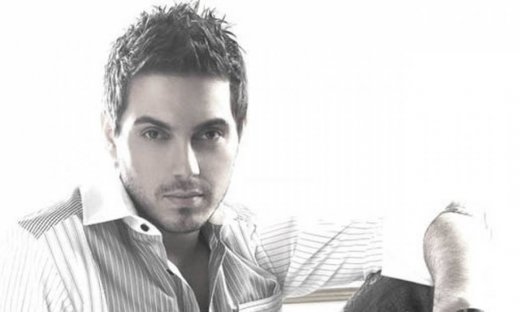 Στην Πάρο σήμερα ο Μιχάλης Χατζηγιάννης