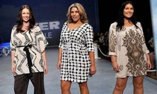 Επίδειξη μόδας με παχουλά μοντέλα