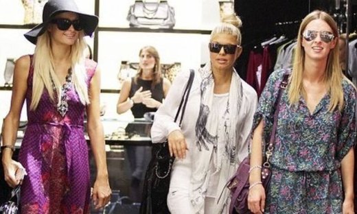 Τα ψώνια… φάρμακο για την Paris Hilton