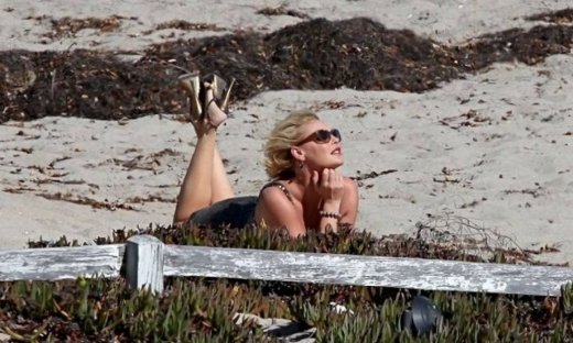 Katherine Heigl: Φωτογράφηση στην παραλία