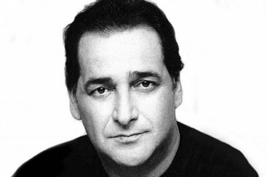 Γιατί φεύγει για Αμερική ο Βασίλης Καρράς;