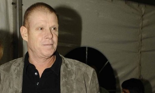 Τζώννυ Καλημέρης: «Οι συγχωνεύσεις των καναλιών μοιάζουν ως η μόνη λύση πλέον»