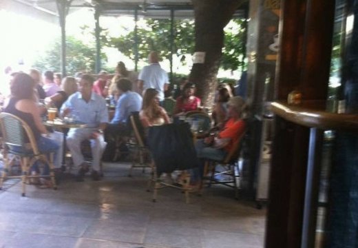 Μαρία Μπεκατώρου: Για καφέ με χαλαρή διάθεση