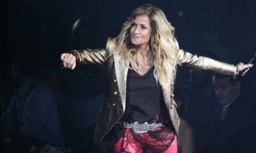 Άννα Βίσση: «Αν ήμουν gay, θα το έλεγα»