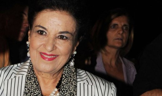 Μαρίνα Λαμπράκη-Πλάκα: «Με πονά ακόμη η απώλεια του συζύγου μου»