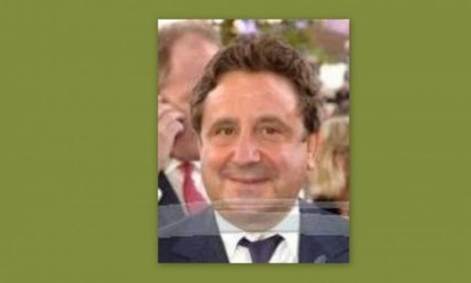 Σπύρος Νιάρχος: Θα υποδεχθεί επιφανείς φίλους του στο Καρουζέλ του Λούβρου