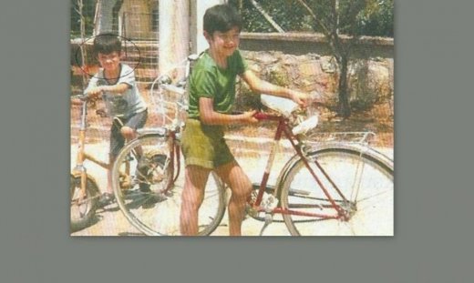 Αναγνωρίζετε το αγοράκι της φωτογραφίας;