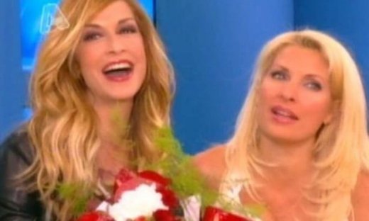 Η Ελένη Μενεγάκη σχολιάζει στη συνέντευξη με τη Βίσση στο twitter!