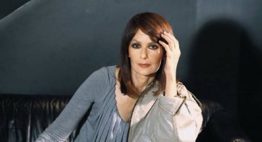 Κάτια Δανδουλάκη: Λέει κι ένα τραγούδι!