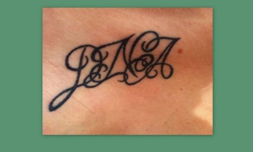 Σε Ποιαν ανήκει Αυτό το Τατουάζ? (Αποκλειστικά στο gossip-tv και στο cosmopoliti blog)