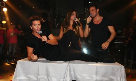 Πάνω στα… τραπέζια το γιόρτασε ο Τσαλίκης!