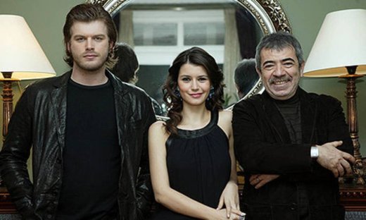 «Πειρασμός»: Ο Μπεχλούλ αρραβωνιάζεται βιαστικά την Ελίφ