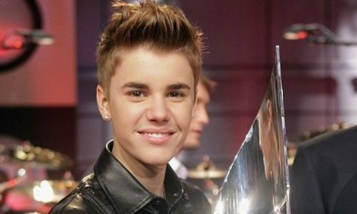 Ο Justin Bieber με νέο λουκ