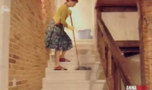 Video: Η Άννα Βίσση... καθαρίστρια!