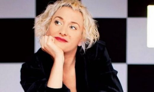 Μυρτώ Κοντοβά για την κατάσταση της Ελλάδας: «Νιώθω σαν να περιφέρομαι στο Μάτριξ»