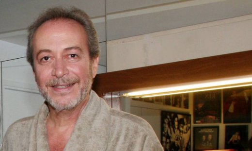 Γρηγόρης Βαλτινός: «Φωτογραφίζονται γυμνές έγκυες, με την κοιλιά έξω. Ρωτήσανε το έμβρυο;»