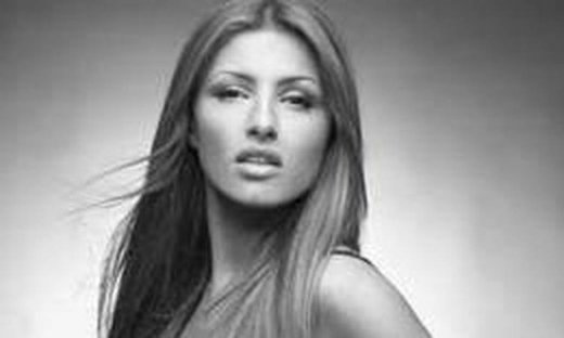 Video:Οι ευχές της Έλενας Παπαρίζου για τα Χριστούγεννα