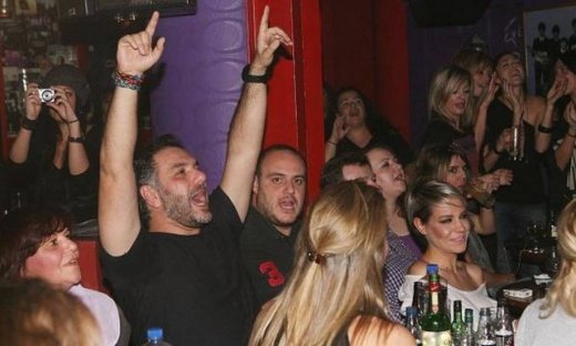 Γιατί πωρώθηκε ο Αρναούτογλου;(φωτό)