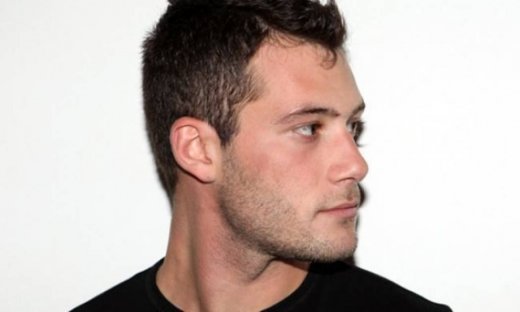 Αντίνοος Αλμπάνης: Η επιτυχία του «I will survive» ήρθε στην Αθήνα