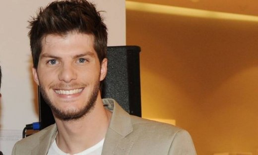 «Προτιμώ η κοπέλα μου να είναι εκτός χώρου για την ισορροπία μου», είπε Λούκας Γιώρκας