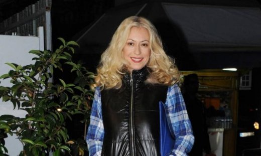 Η Μπακοδήμου πήγε θέατρο