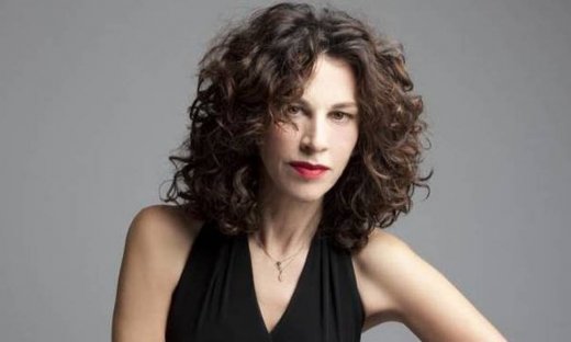 Ελευθερία Αρβανιτάκη: Ξεκινά live εμφανίσεις!