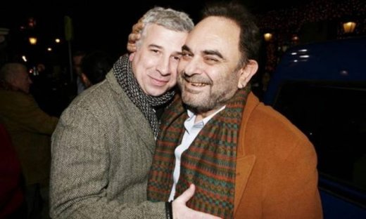 Η Κύπρος καλεί την παρέα του «Πενήντα-Πενήντα»