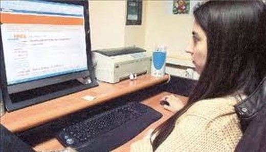 Ένας στους δυο Έλληνες δεν έχει χρησιμοποιήσει ποτέ το διαδίκτυο!