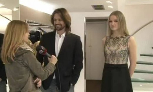 Video: Ο Βλάσσης Χολέβας προτείνει λαμπερές εμφανίσεις για το ρεβεγιόν