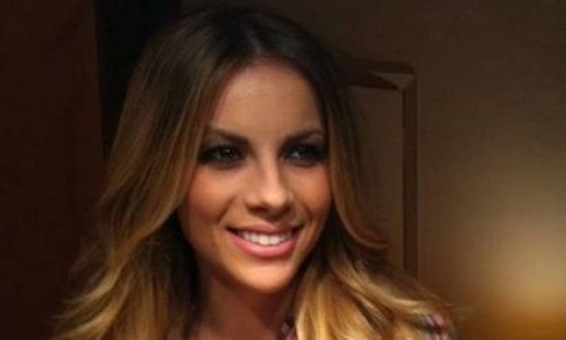 Ο make-up artist και hair stylist Δημήτρης Σταματίου άλλαξε το χρώμα της Μαρίας Λουΐζας Βούρου