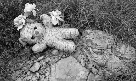 Θρήνος για τον χαμό 14χρονης