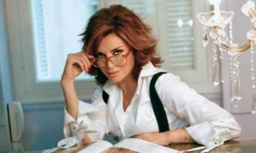 Στο χειρουργείο μετά από ατύχημα η Μιμή Ντενίση