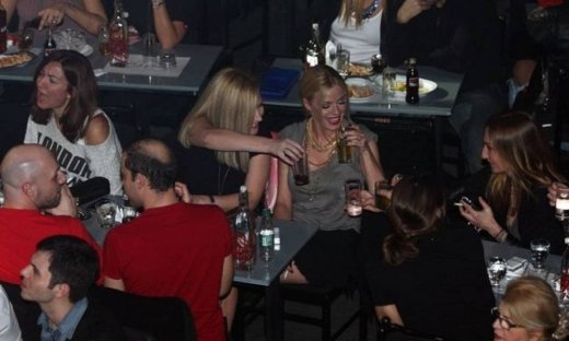 Νέες φωτογραφίες από την πρεμιέρα του Χατζηγιάννη! (φωτό)