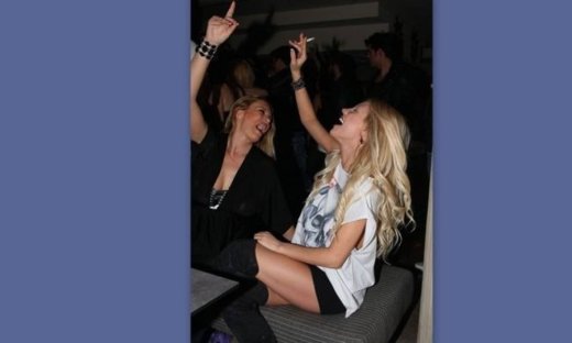 Όταν η Σάσα Μπάστα διασκεδάζει! (φωτό)