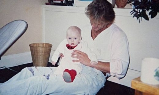 Όλα τα φώτα πάνω της από μωρό! (φωτό)