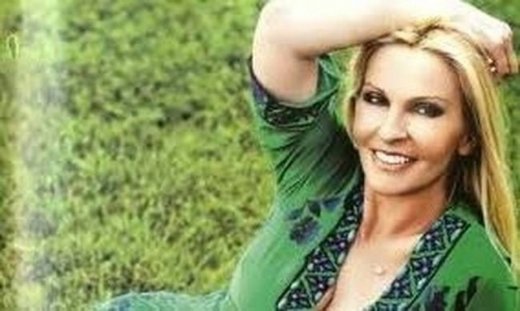 Μαρία Σταματέρη: «Η τηλεόραση νοσεί, όπως και η κοινωνία μας»