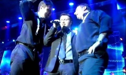 Η μαντινάδα-αφιέρωση και η συγκίνηση του Πλούταρχου