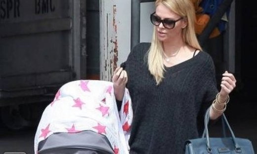 Charlize Theron: Η πρώτη εμφάνιση με το γιο της