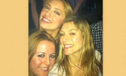 Δούκα-Πρέλεβιτς: Φανατικές Ρουβίτσες (Φωτό)