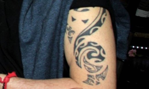 Το νέο τατουάζ του…