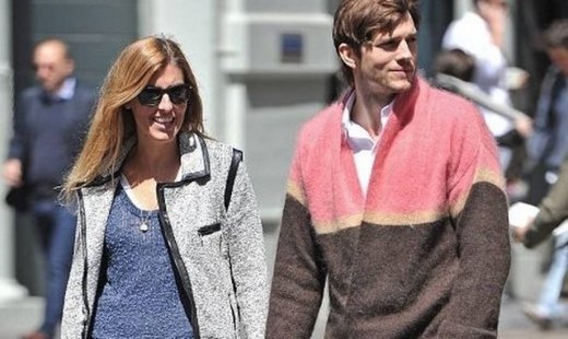 Ποια είναι η κυρία δίπλα στον Ashton Kutcher;