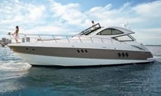 Έλληνες φορολογούμενοι με σκάφος στην Ολλανδία