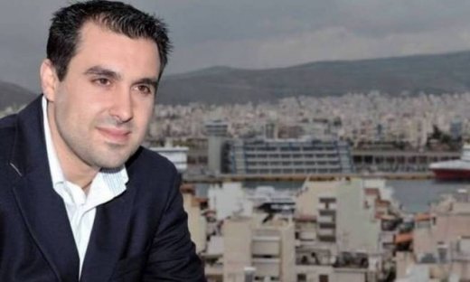 Δίπλα στον Ολυμπιακό ο Κώστας Κατσαφάδος