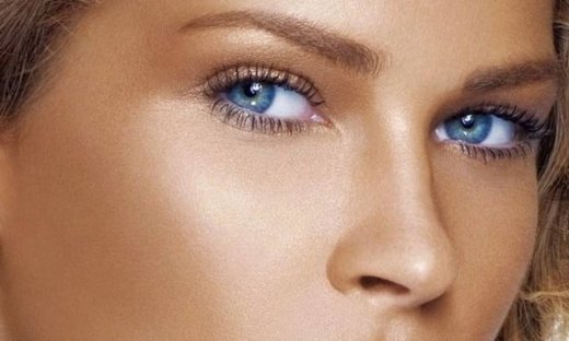 Τα tips των ειδικών: πώς θα φορέσετε bronzer χωρίς να είστε μαυρισμένη