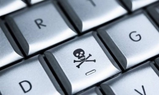 Επτά στους δέκα Έλληνες είναι «Πειρατές»!