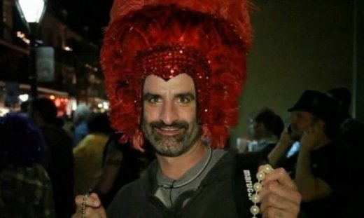 Αστείο video: Πώς ποζάρουν οι άνθρωποι πριν βγουν φωτογραφία!