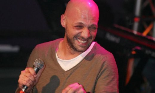 Νίκος Μουτσινάς: «Δεν βλέπω τηλεόραση, δεν με ενθουσιάζει ιδιαίτερα»