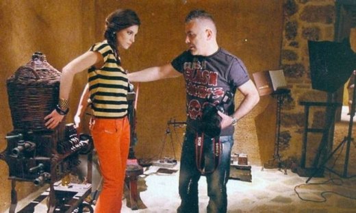 Backstage από τη νέα φωτογράφηση της Οικονομάκου